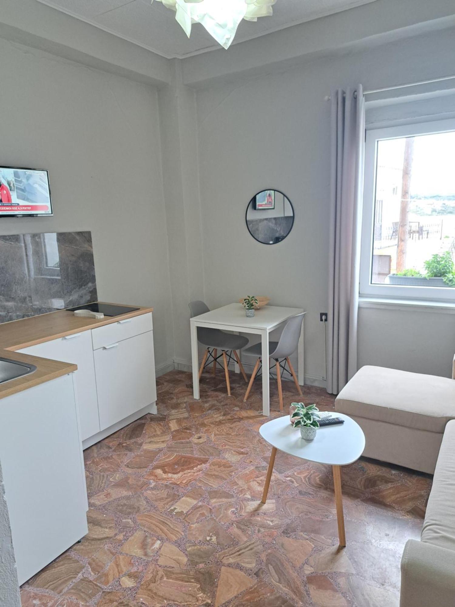 Garden Rooms Pirgos Psilonerou ภายนอก รูปภาพ